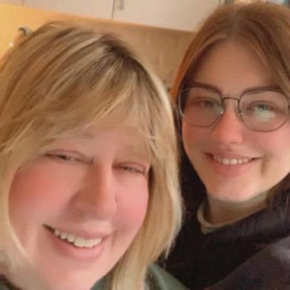 Meet your Posher, Lori
